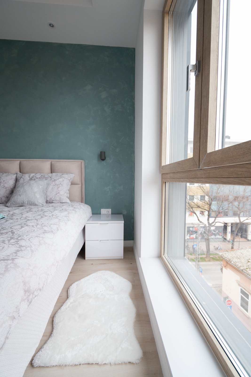 Apartman Maja Lux – spavaća soba sa panoramskim prozorom